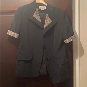 Short sleeve dress shirt